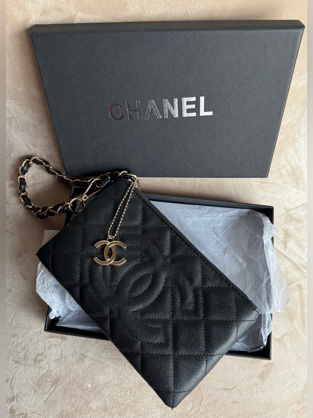 🖤🧸🖤BNWT‼️XL FASHION CLUTCH WRISTLET FULL SET🍂